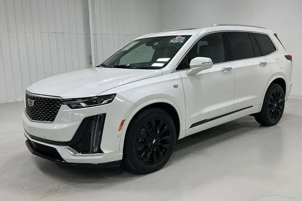 2022 Cadillac XT6 Premium Luxury photo 1