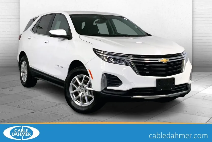 2022 Chevrolet Equinox LT photo 1