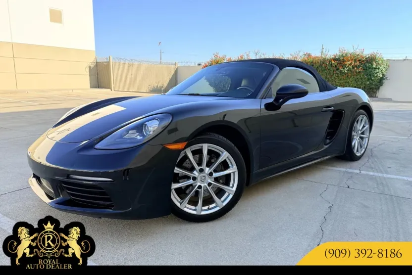 2018 Porsche Boxster photo 1