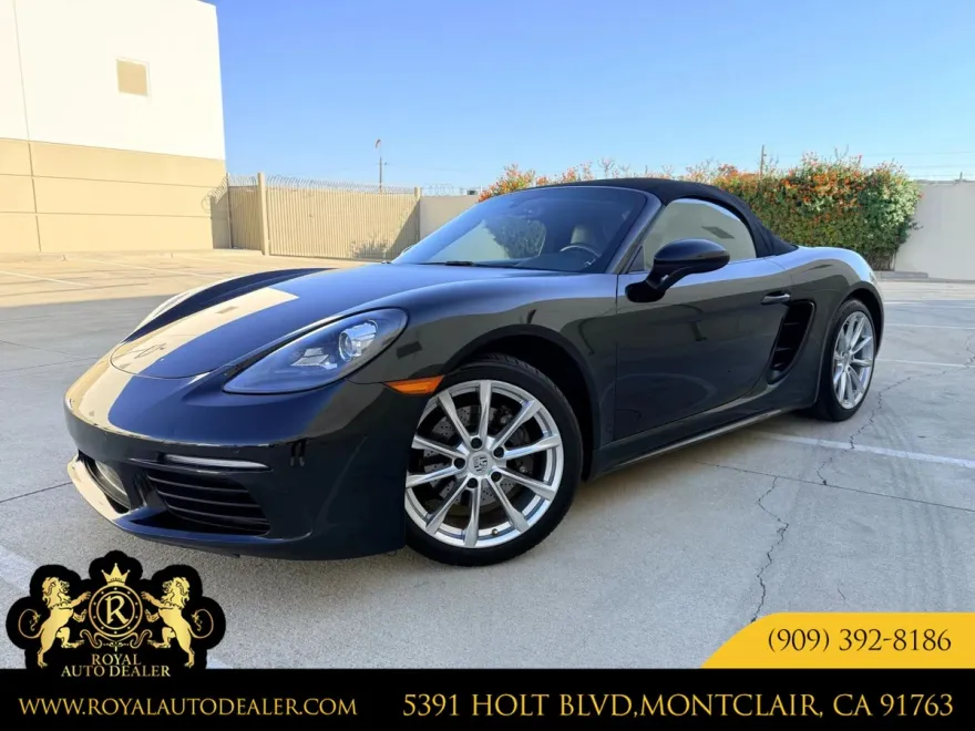 2018 Porsche Boxster photo 1
