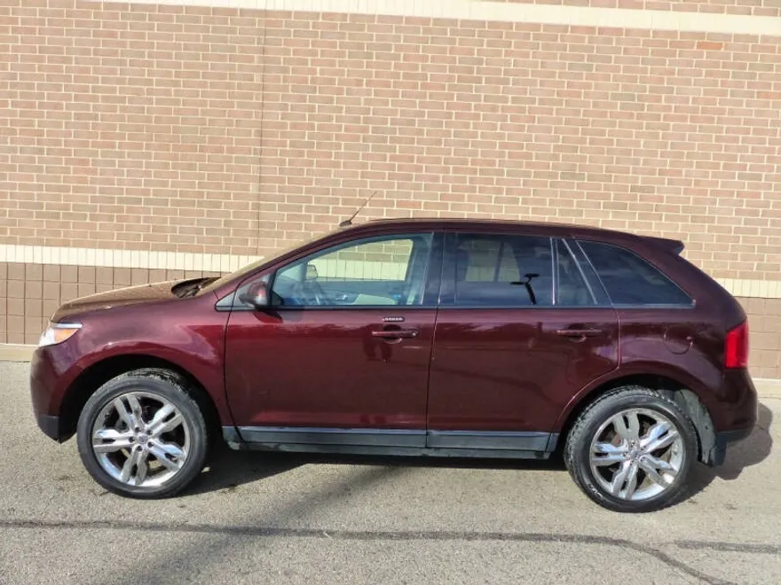 2012 Ford Edge SEL photo 1