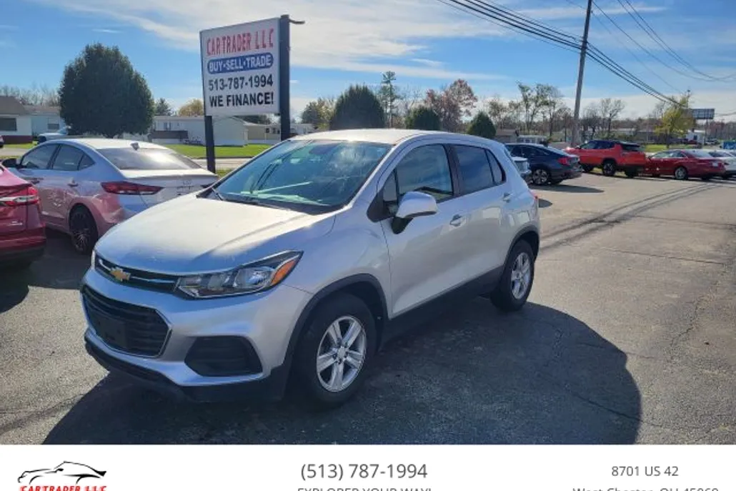 2020 Chevrolet Trax LS photo 1