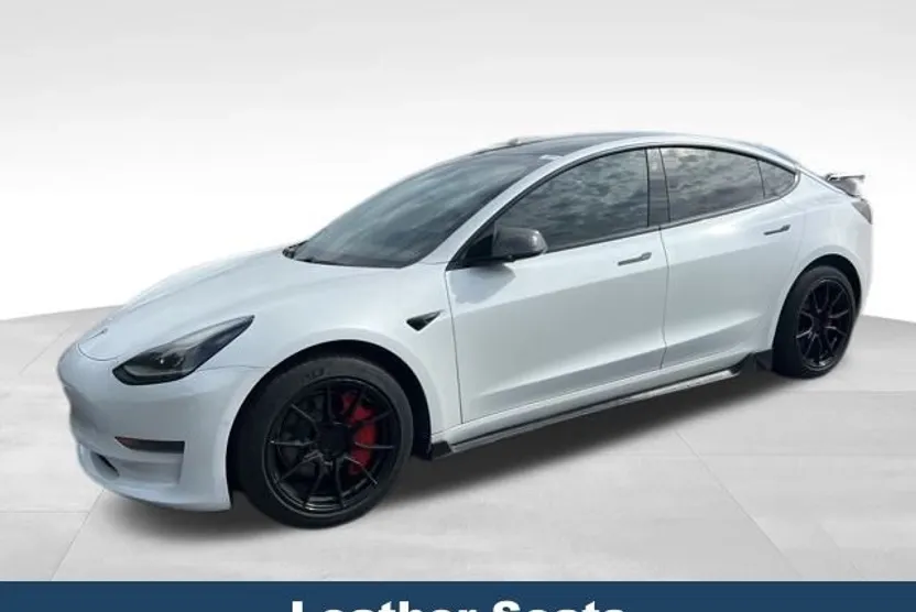 2021 Tesla Model 3 Standard Range Plus photo 1