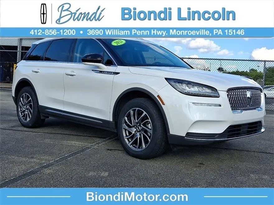 2021 Lincoln Corsair Standard photo 1