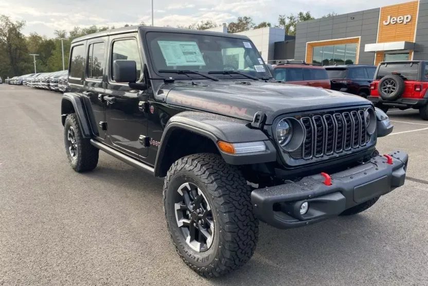 2025 Jeep Wrangler Rubicon X photo 1