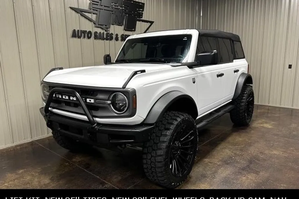 2023 Ford Bronco Big Bend photo 1