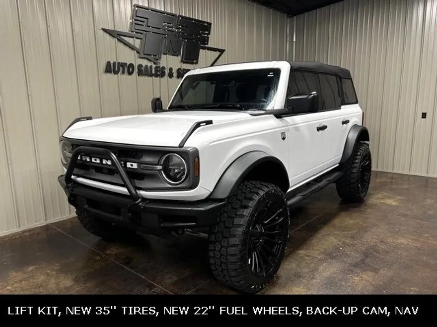 2023 Ford Bronco Big Bend photo 1