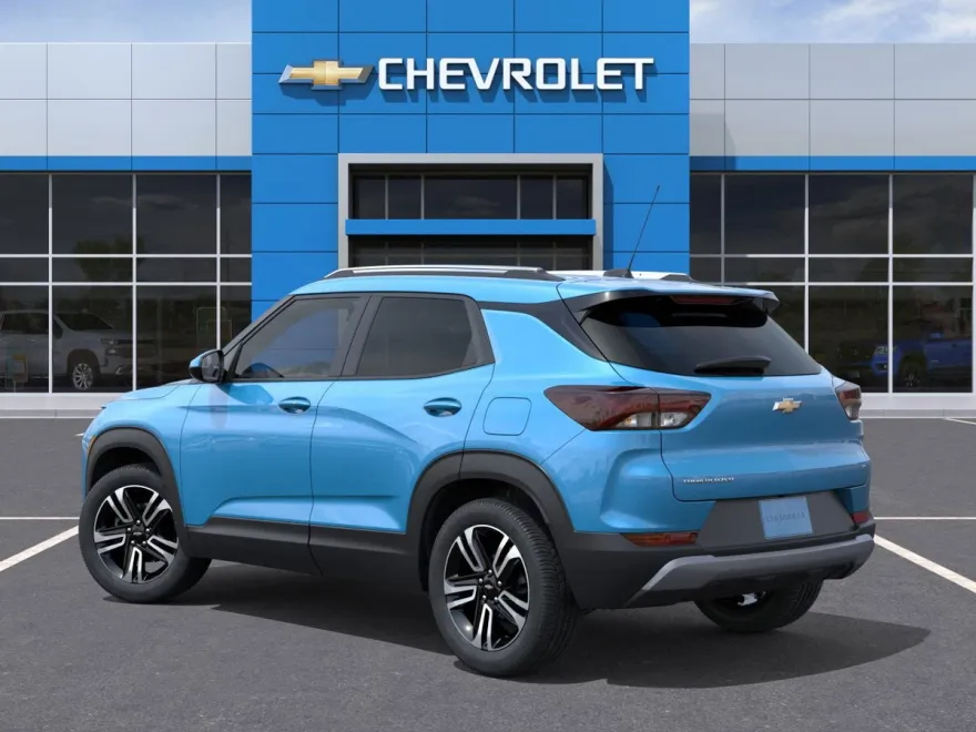 2025 Chevrolet Trailblazer LT photo 1