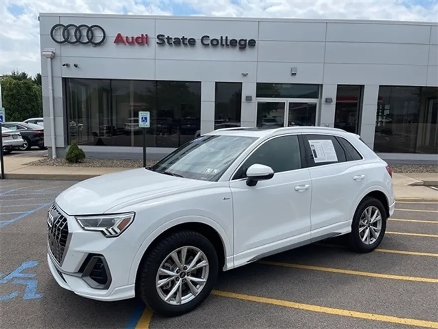 2024 Audi Q3 Premium S line photo 1