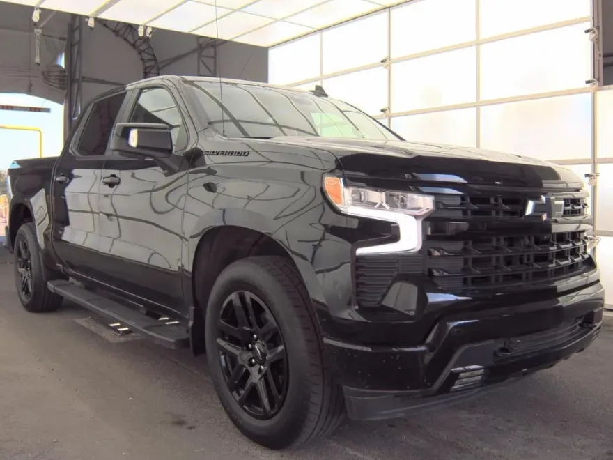 2023 Chevrolet Silverado 1500 RST photo 1