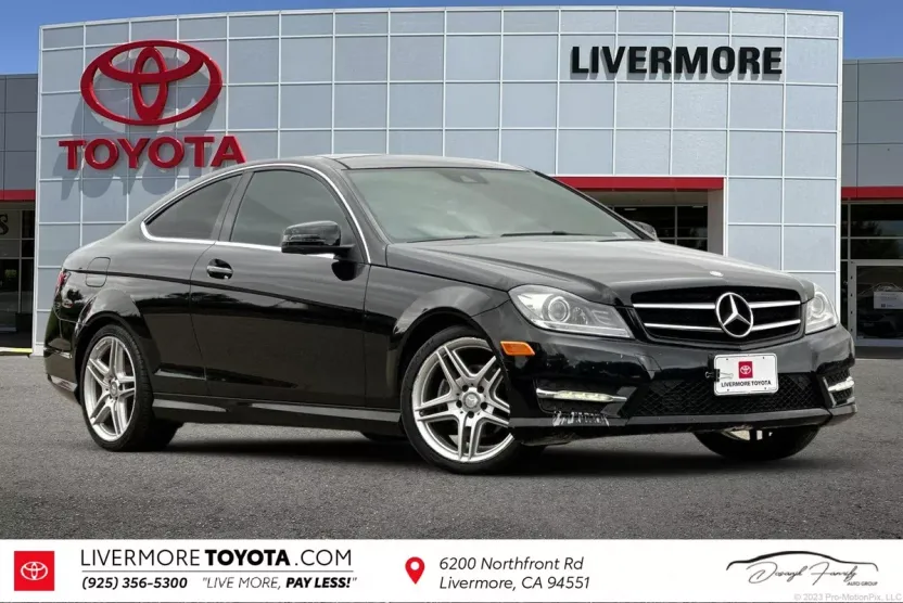 2015 Mercedes Benz C 250 photo 1