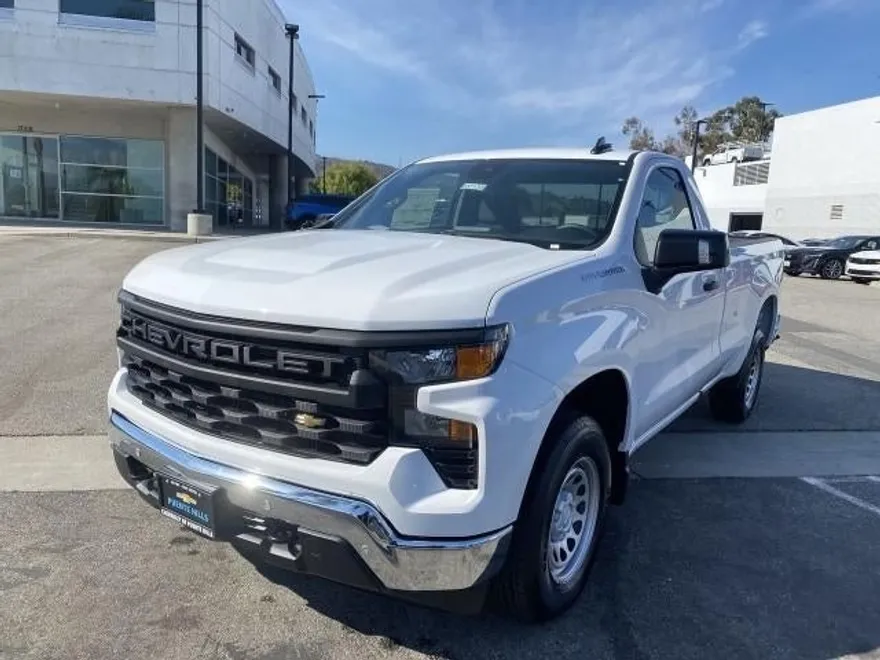 2025 Chevrolet Silverado 1500 photo 1