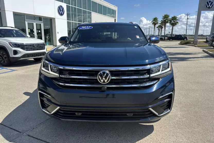 2022 Volkswagen Atlas Cross Sport V6 SEL Premium R-Line photo 1