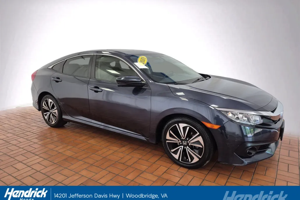 2018 Honda Civic EX-T photo 1