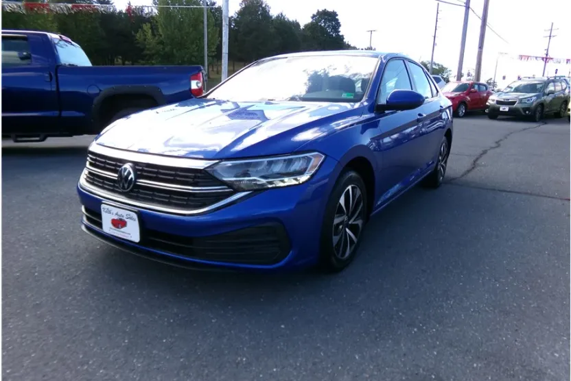 2024 Volkswagen Jetta 1.5T photo 1