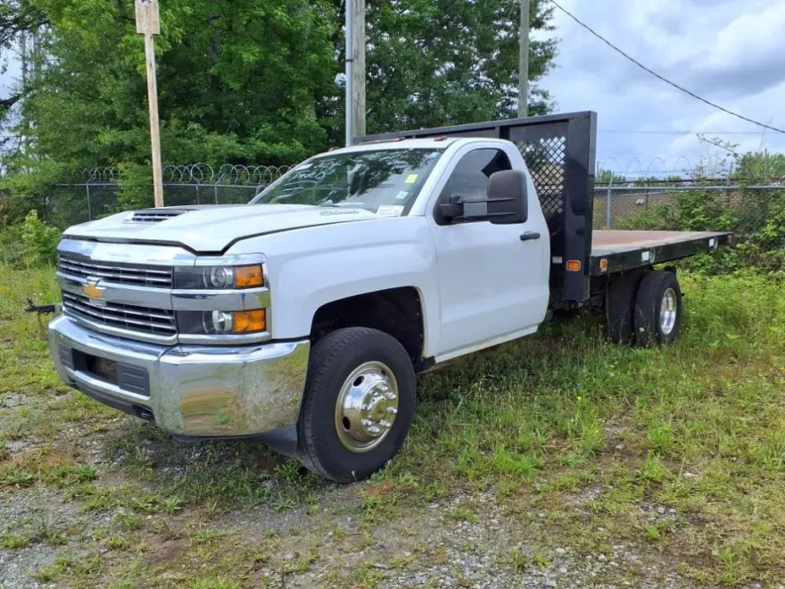 2018 Chevrolet Silverado 3500HD Work Truck photo 1