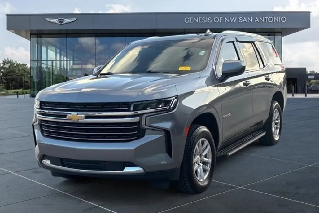 2021 Chevrolet Tahoe LT photo 1