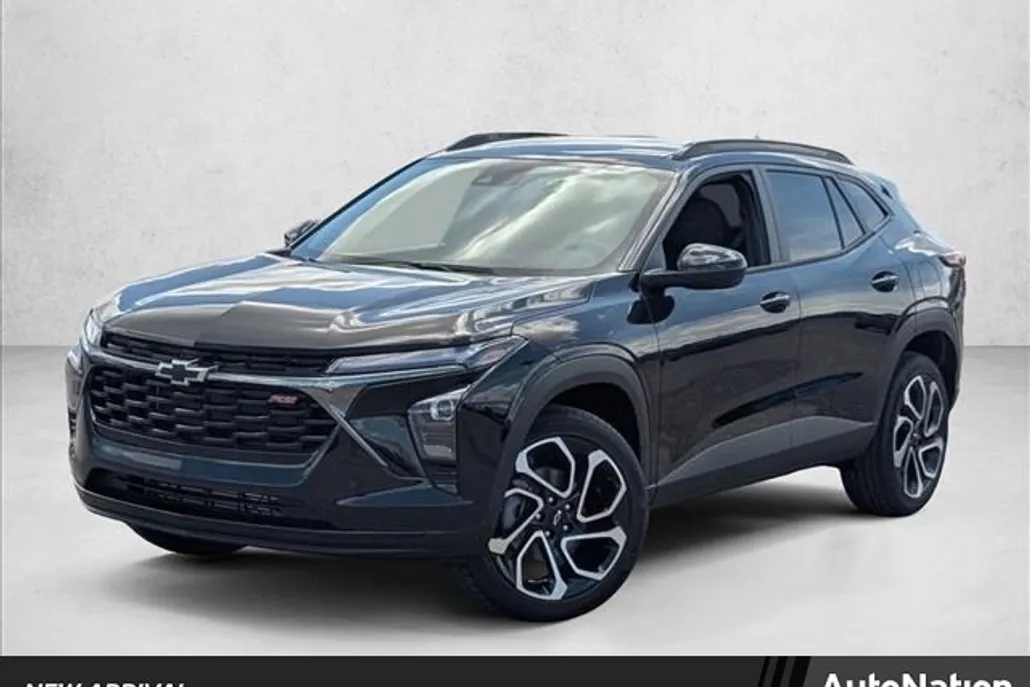 2025 Chevrolet Trax photo 1