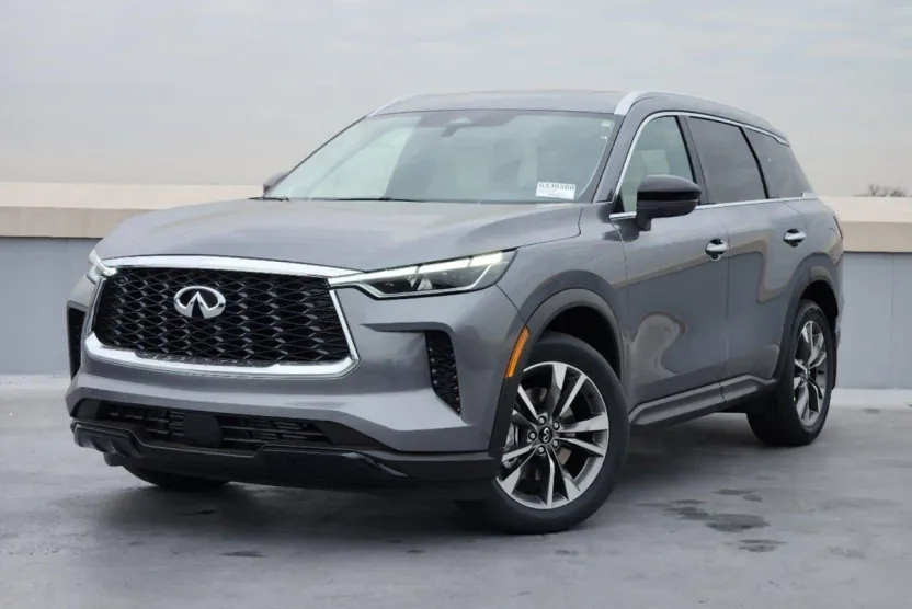 2025 Infiniti QX60 Luxe photo 1