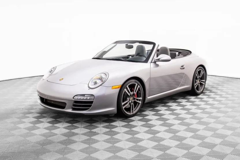 2012 Porsche 911 S Cabriolet photo 1