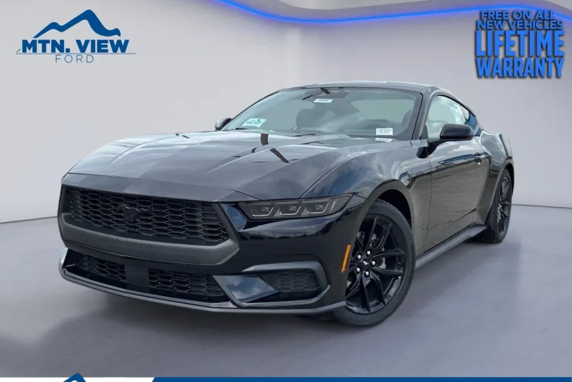 2025 Ford Mustang EcoBoost photo 1