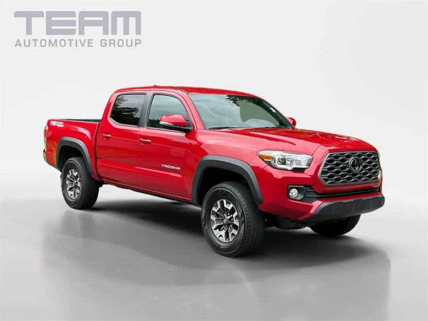 2023 Toyota Tacoma TRD Off-Road photo 1