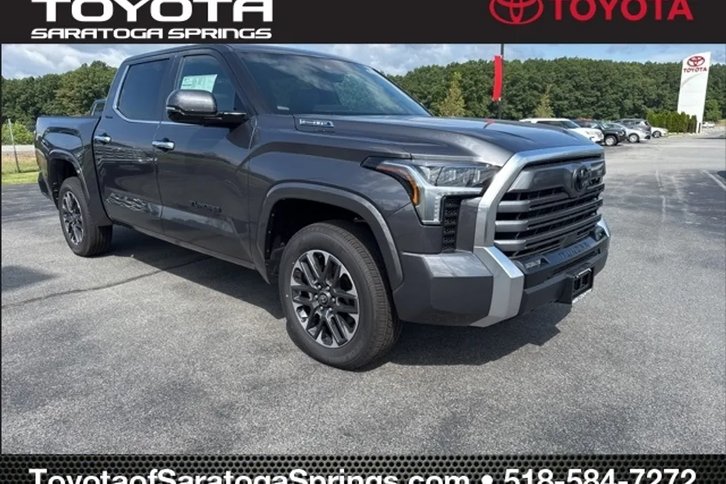 2025 Toyota Tundra Limited CrewMax photo 1