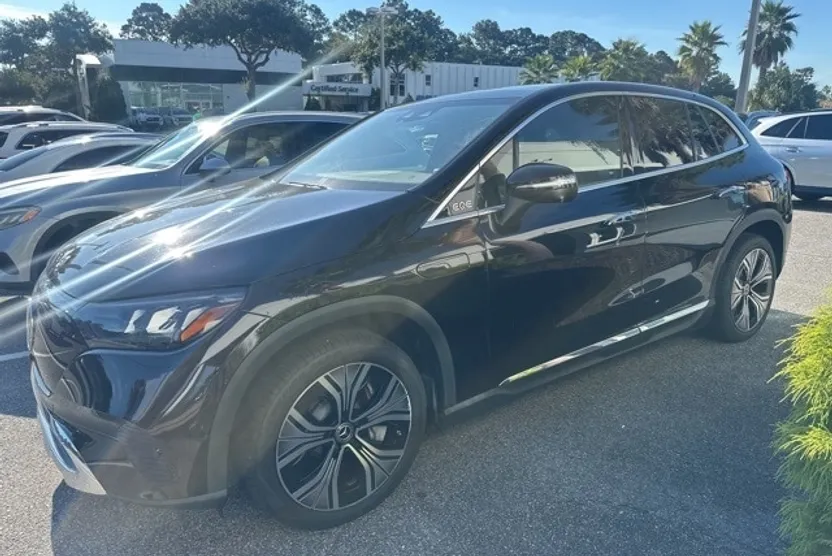 2023 Mercedes Benz EQE SUV 350 photo 1