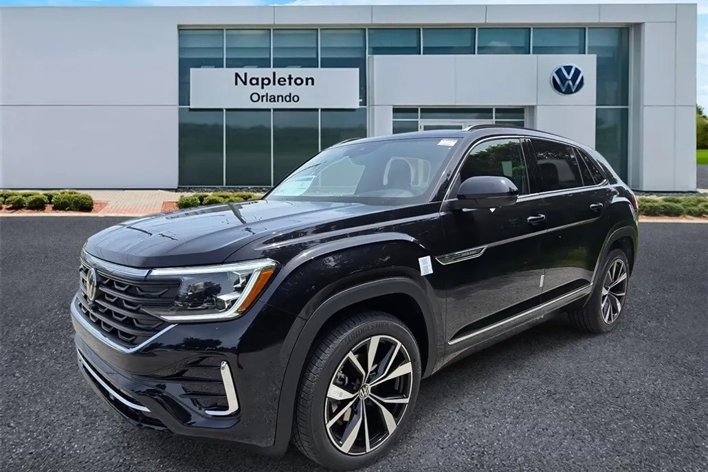 2025 Volkswagen Atlas Cross Sport SEL Premium R-Line photo 1