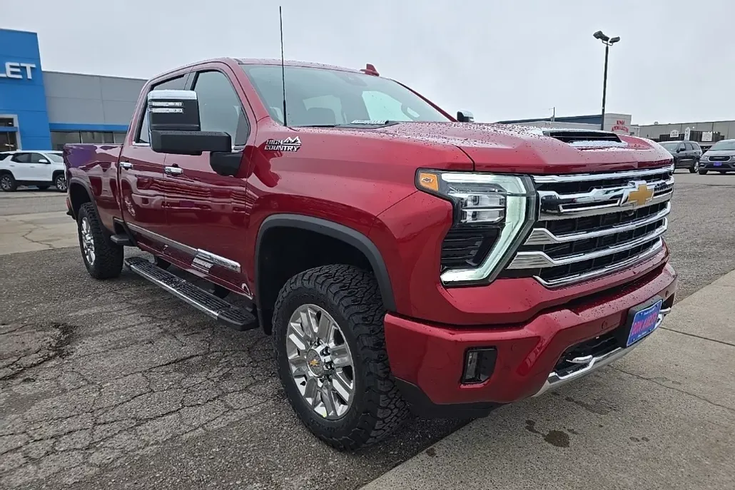 2025 Chevrolet Silverado 2500HD High Country photo 1