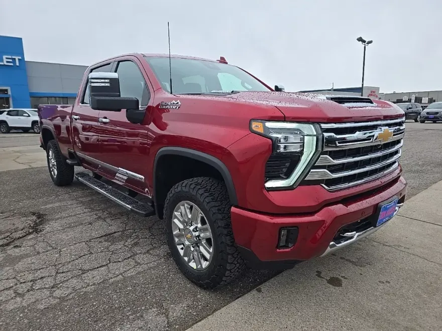 2025 Chevrolet Silverado 2500HD High Country photo 1