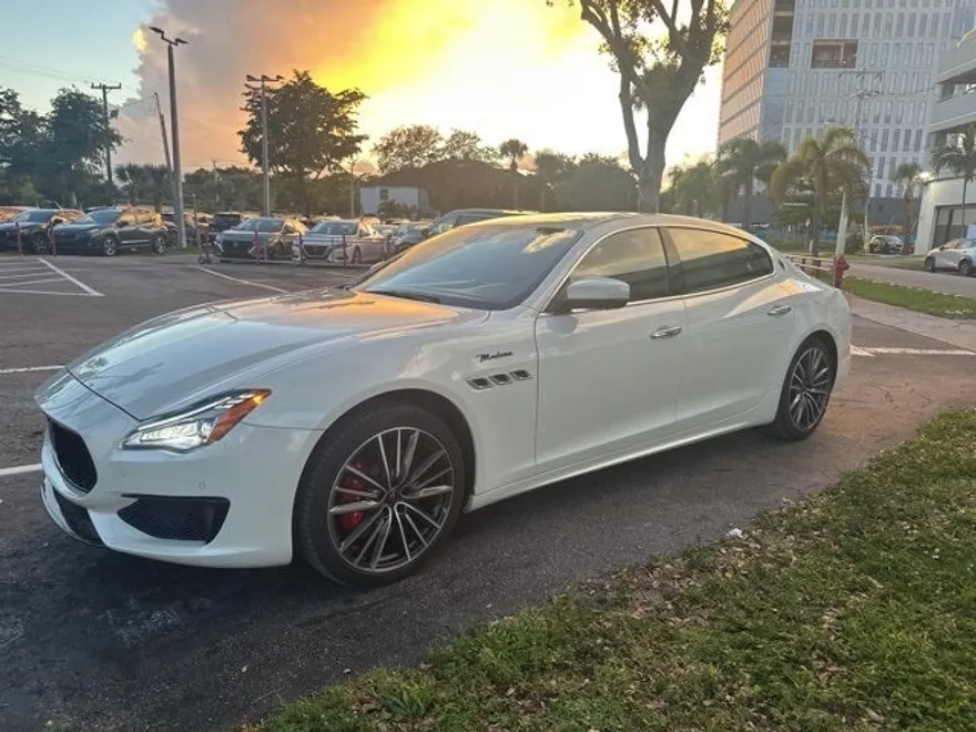 2022 Maserati Quattroporte Modena photo 1
