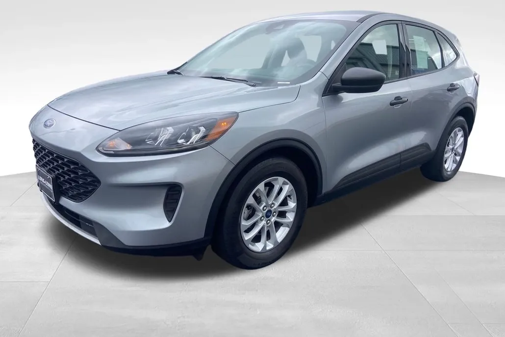 2022 Ford Escape S photo 1