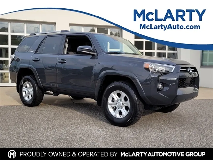 2024 Toyota 4Runner SR5 4WD photo 1