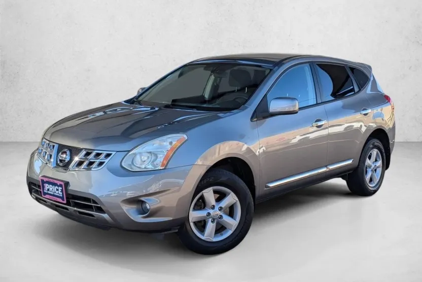 2013 Nissan Rogue photo 1