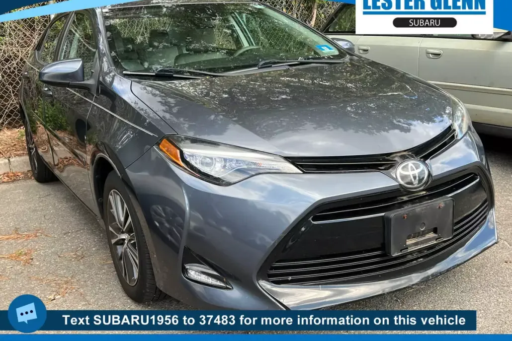 2018 Toyota Corolla LE photo 1