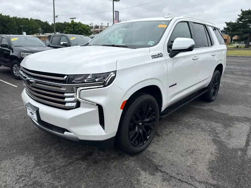 2022 Chevrolet Tahoe High Country photo 1