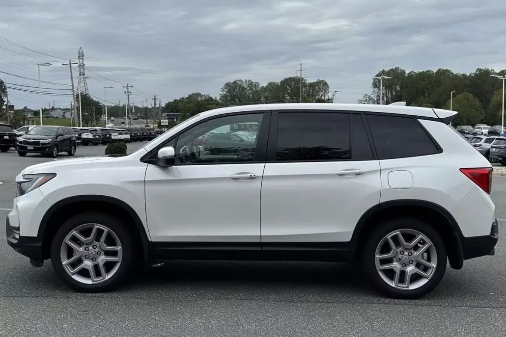 2025 Honda Passport EX-L photo 1