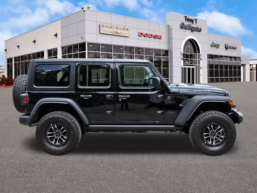 2024 Jeep Wrangler Willys photo 1