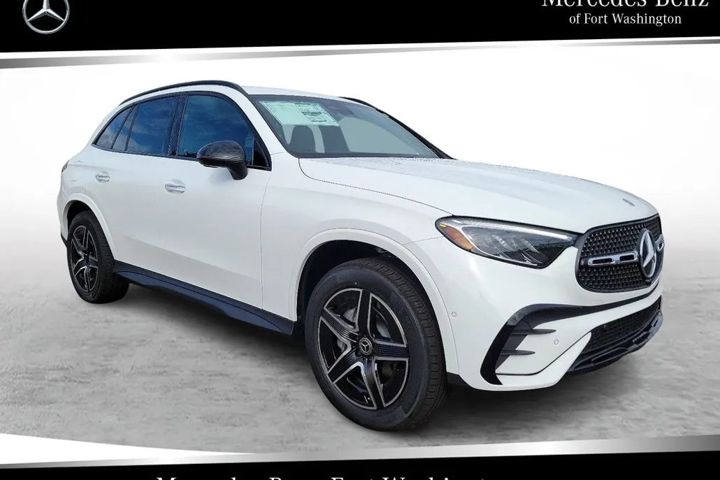 2025 Mercedes Benz GLC 300 4MATIC photo 1