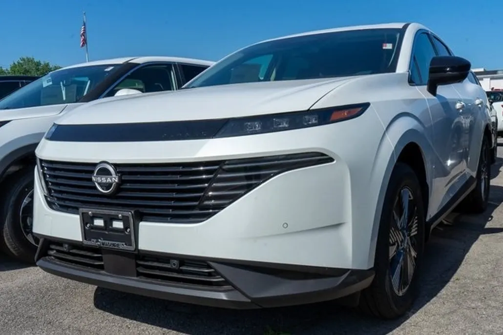 2025 Nissan Murano SL photo 1