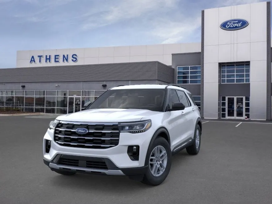 2025 Ford Explorer photo 1