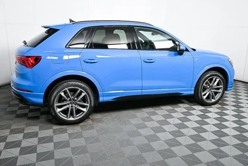 2022 Audi Q3 Premium Plus S line photo 1
