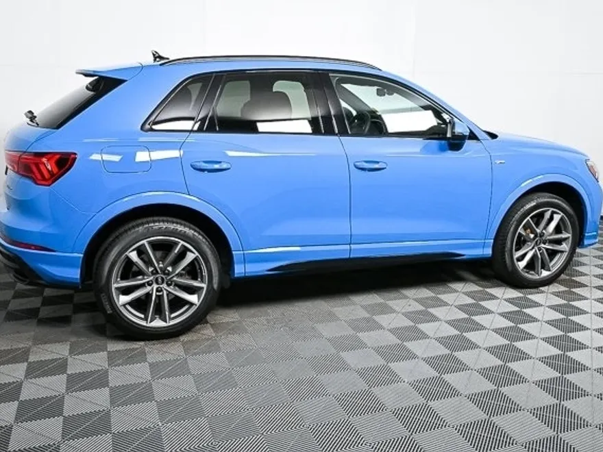 2022 Audi Q3 Premium Plus S line photo 1