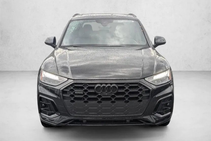 2024 Audi Q5 S line Premium Plus photo 1