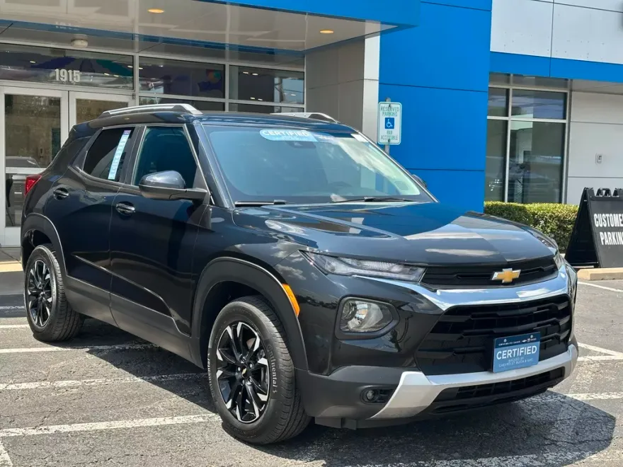 2023 Chevrolet Trailblazer LS photo 1
