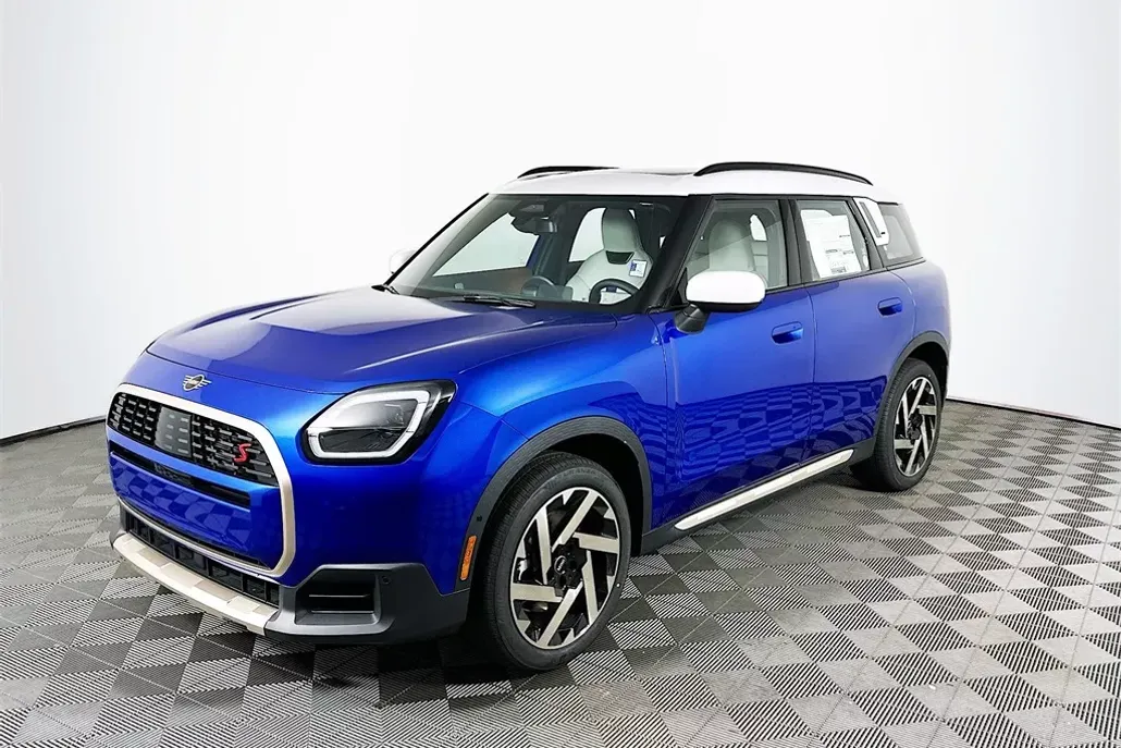 2026 Mini Countryman S ALL4 photo 1