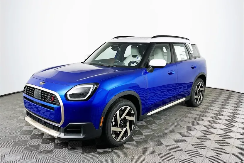 2026 Mini Countryman S ALL4 photo 1