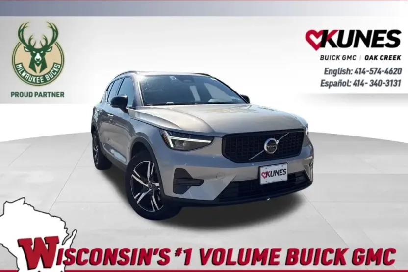 2024 Volvo XC40 Core photo 1