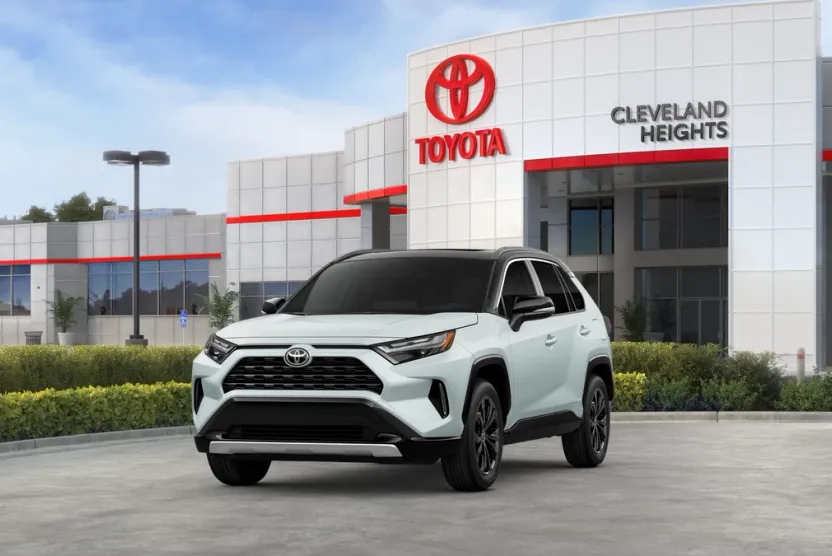 2025 Toyota RAV4 Hybrid XSE photo 1